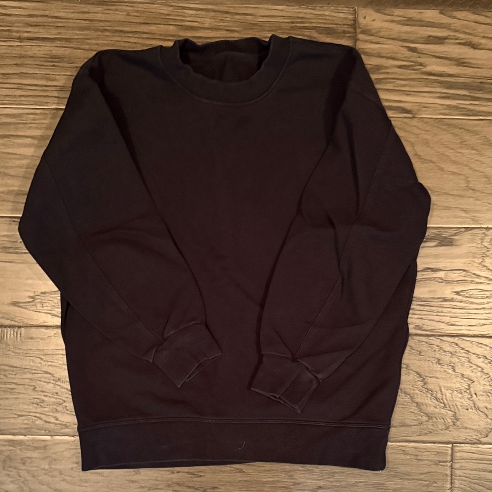 lululemon athletica women's Black Crewneck Sweater